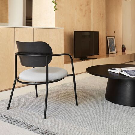 Teulat_Eclipse_Armlehnstuhl_Schwarz_Schwarz