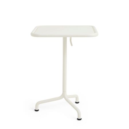 HAY Living Quadratischer Gartentisch Deville von Hay Cream White