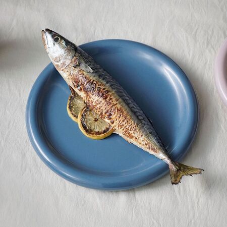 HAY Accessoires Barro Plate - Set of 2 Dunkelblau, Ø: 24 cm 