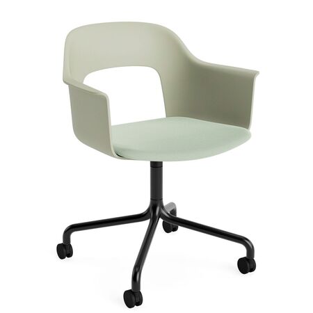 HAY Living Büro-Armlehnstuhl Layout 263 von Hay Pastel Green / Relate - 921, Schwarz pulverbeschichtet Aluminium