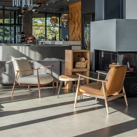 Gazzda Aska Lounge chair von Gazzda Dakar Leder 3411 Nature - Eiche geölt