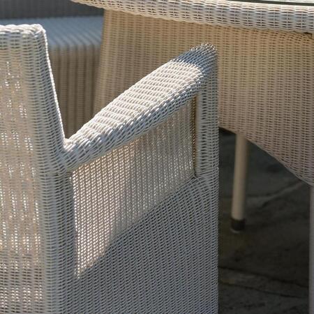 Vincent Sheppard Vincent Sheppard Safi Dining Chair Old Lace Alte Spitze