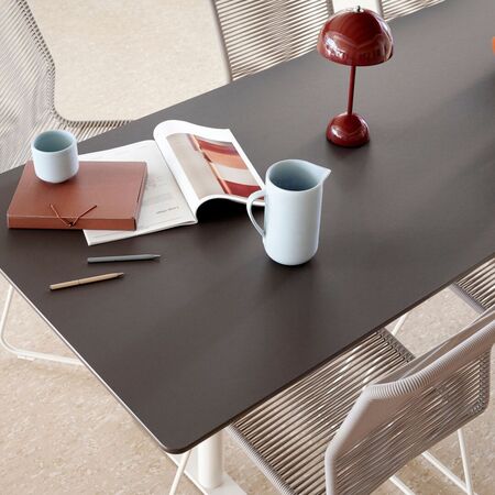 Montana_PantonOne_Stuhl_Paper_Natural_Beige_Lifestyle_1