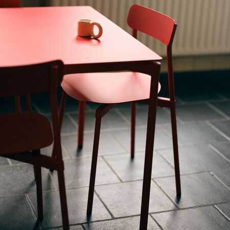 Petite Friture Stuhl Fromme von Petite Friture Red-1