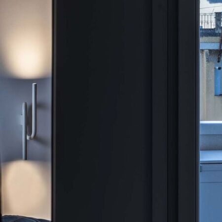 Foscarini Wandleuchte Tobia mit Stecker von Foscarini Weiss-1