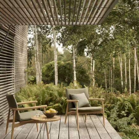 Carl_Hansen_Son_E018_Lounge_Chair_Teak_Untreated_mit_Sitzkissen_Panama_Alga_Lifestyle