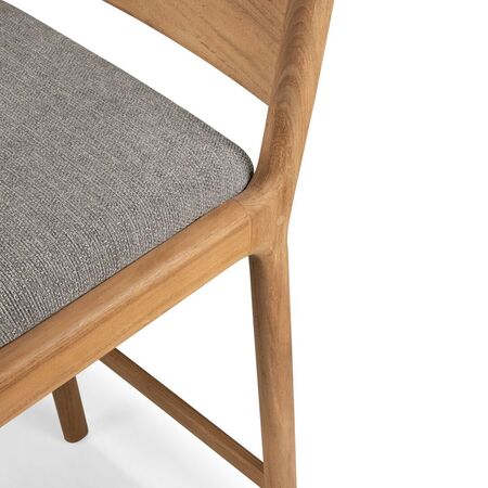 Ethnicraft_Barhocker_fur_Draussen_Jack_mit_Sitzkissen_Mocha_10427_Details_1