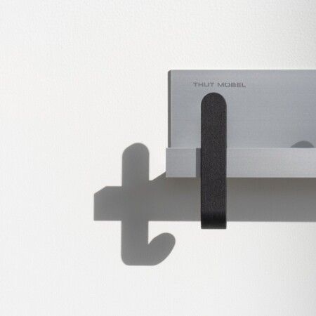 Thut  Garderobe 125 L: 58 cm, Aluminium eloxiert