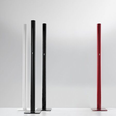 Artemide Stehleuchte Ilio von Artemide Rubinrot glänzend, 2700K-2