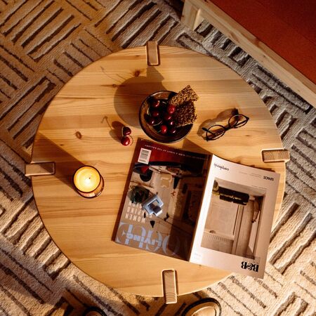 Karup Couchtisch Tuck von Karup Rund mit grossem Stauraum