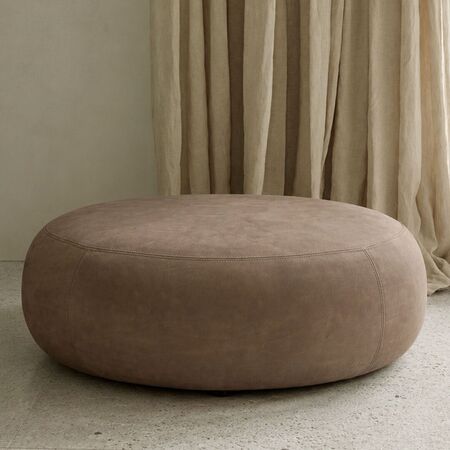 Ethnicraft Sitzhocker Orb von Ethnicraft Fawn nubuck