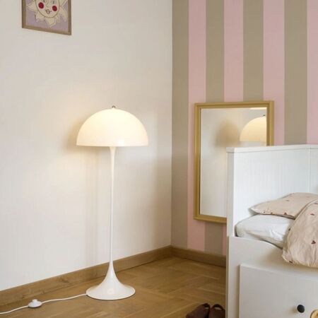 Louis Poulsen Panthella Stehleuchte V3 Opal White von Louis Poulsen Ø: 40 / H: 103.5 cm-1