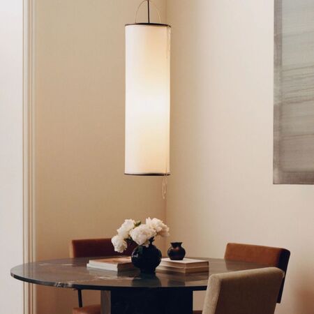 Gubi Pendelleuchte Silk Lantern von Gubi Soft Black Semi Matt