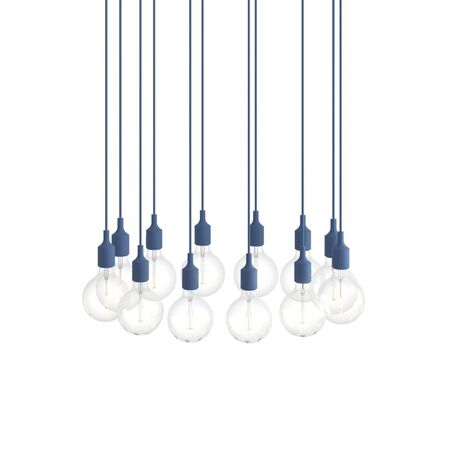 Muuto Cluster Pendelleuchten E27 von Muuto Pale Blue, 12 Lampen
