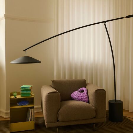 Bogenleuchte Contra von Muuto