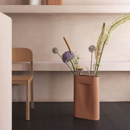Kunstvolle Vase Ridge von Muuto