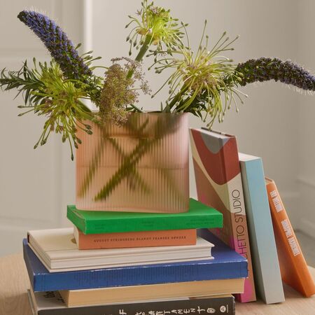 Kunstvolle Vase Ridge von Muuto