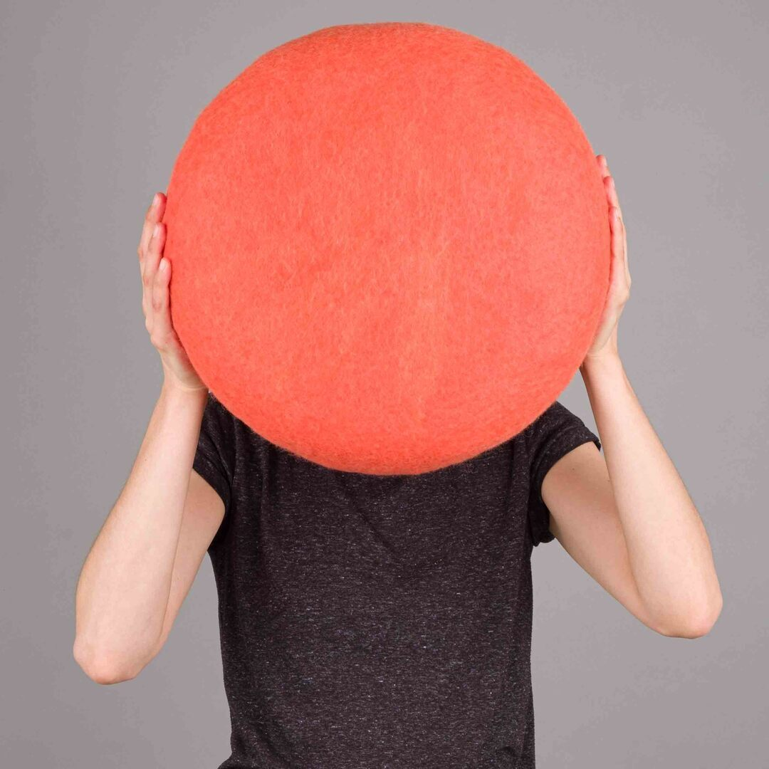 myfelt Filz Colour Pouf S Ø: 38 cm / H: 14 cm , Koralle - Felix