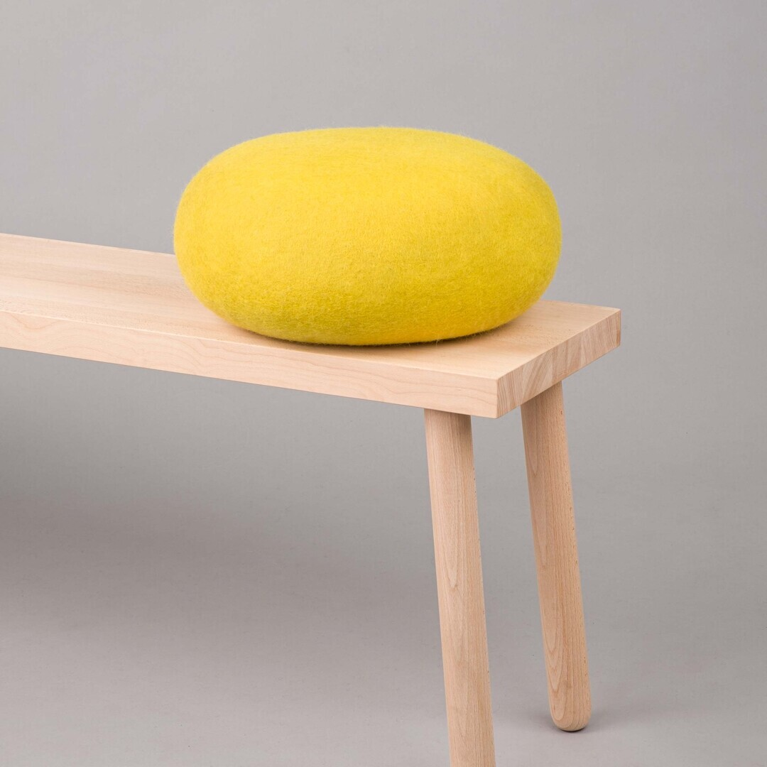 myfelt Filz Colour Pouf S Ø: 38 cm / H: 14 cm , Gelbgrün - Kata