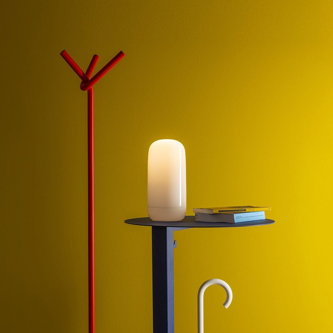 Artemide Tischleuchte mit Stecker Gople von Artemide White