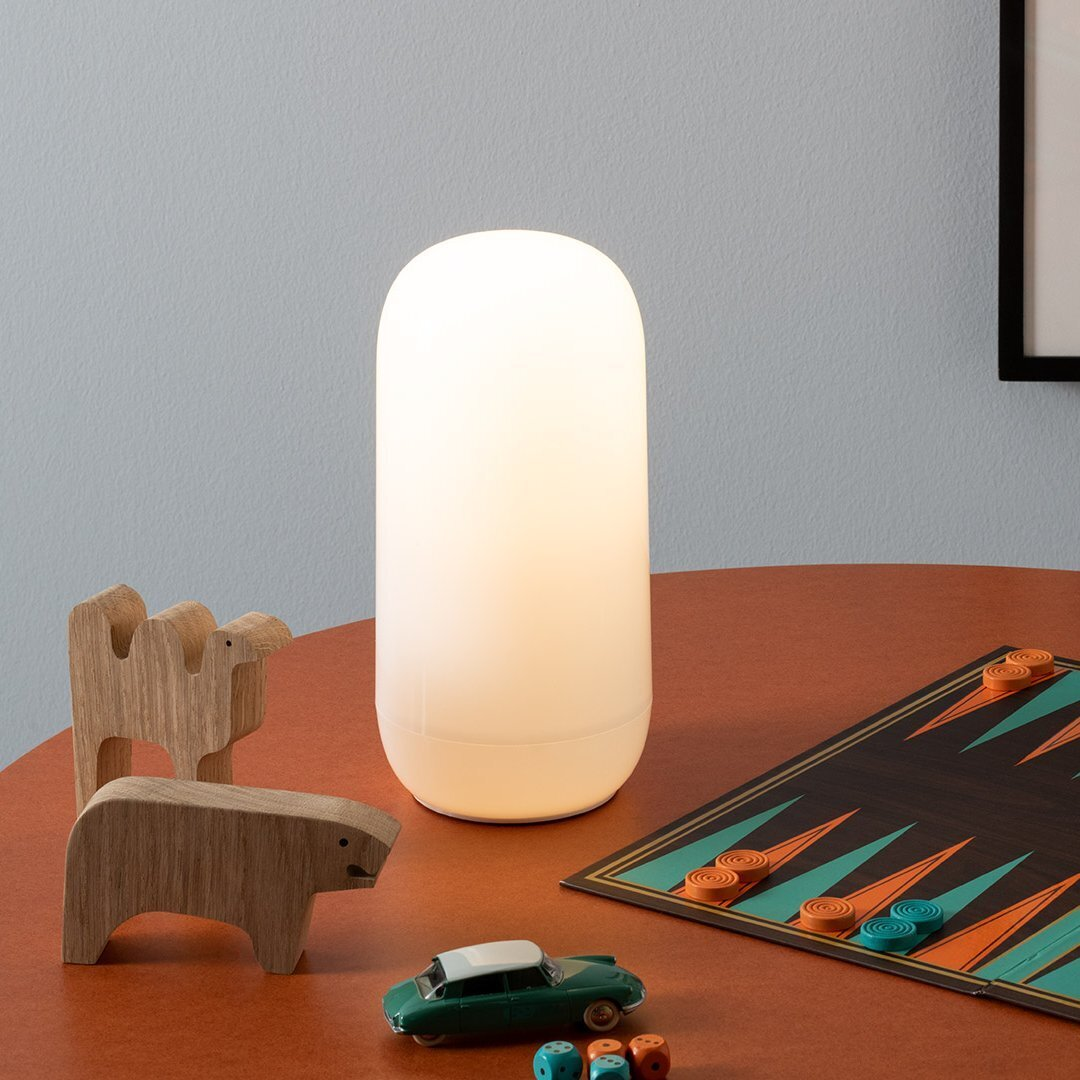 Artemide Tischleuchte mit Stecker Gople von Artemide White