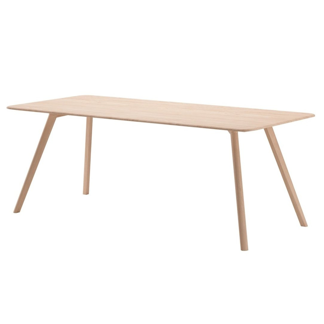 Objekte unserer Tage Tisch Meyer 23 von Objekte unserer Tage Oak waxed with white pigment, T: 200 cm