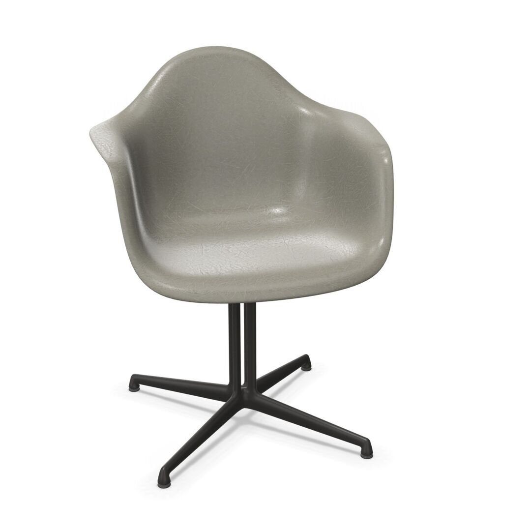 Vitra Eames Fiberglas Armchair DAL von Vitra 06 Raw Umber, Basic Dark 30 pulverbeschichtet (glatt), Filzgleiter basic dark für Hartboden 05