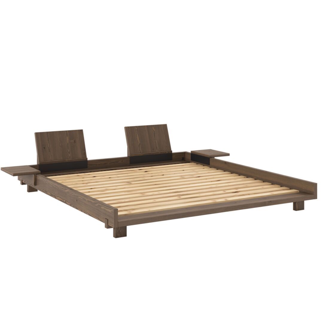 Karup Design Social Bed Bettgestell von Karup Design  180 cm / 200 cm, Mit 2 Stück Rückenlehnen und Beistelltischen, 106 Carob Brown lackiert