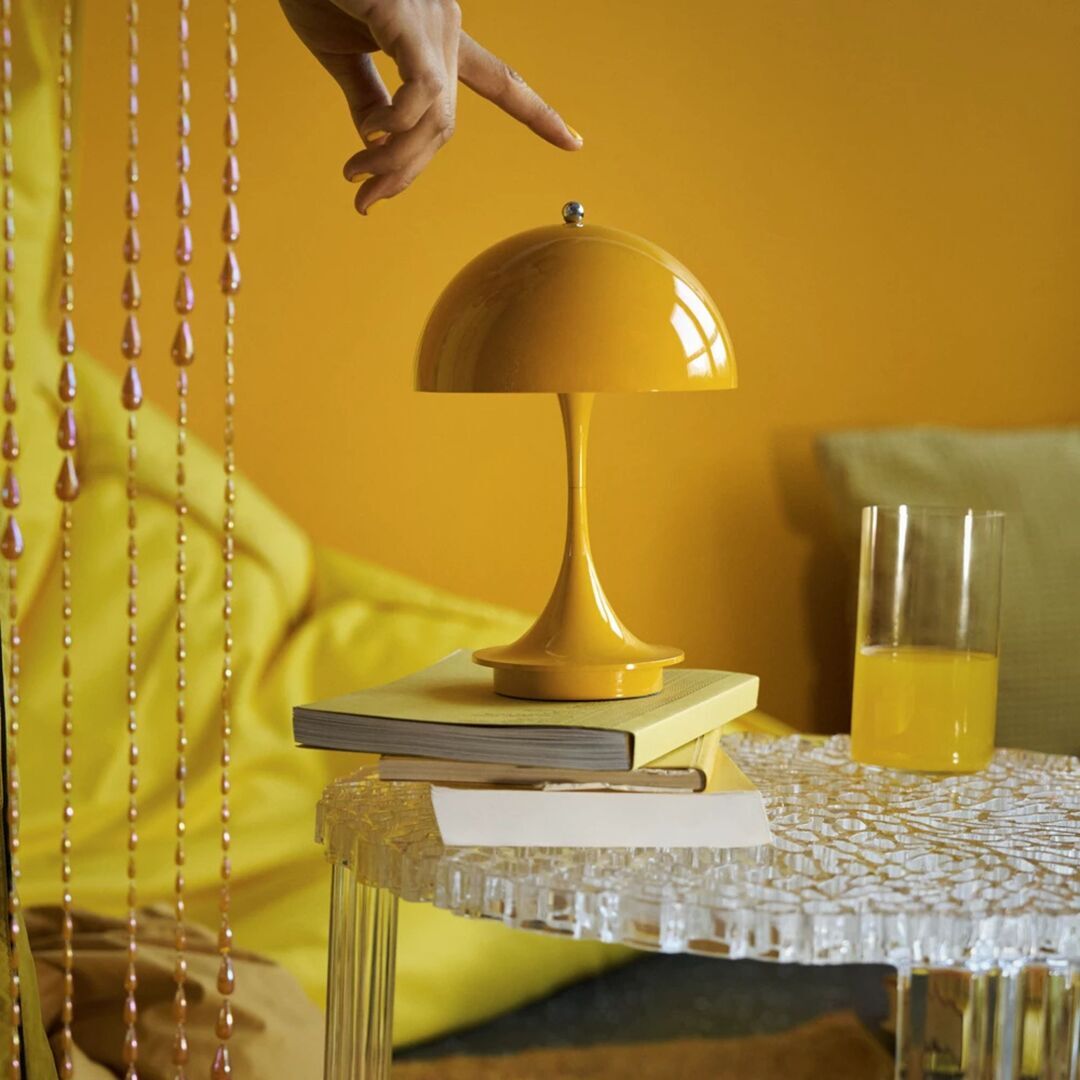 Louis_Poulsen_62603_62603_AW24-PanthellaV3-Yellow-05_Lifestyle