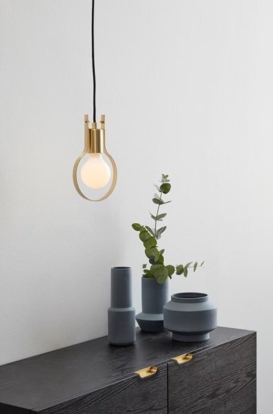 Huebsch Kommode, Esche, Schwarz/messing