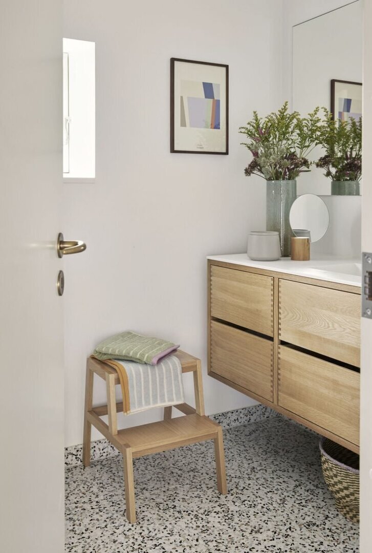 Huebsch Alp Stool Natural