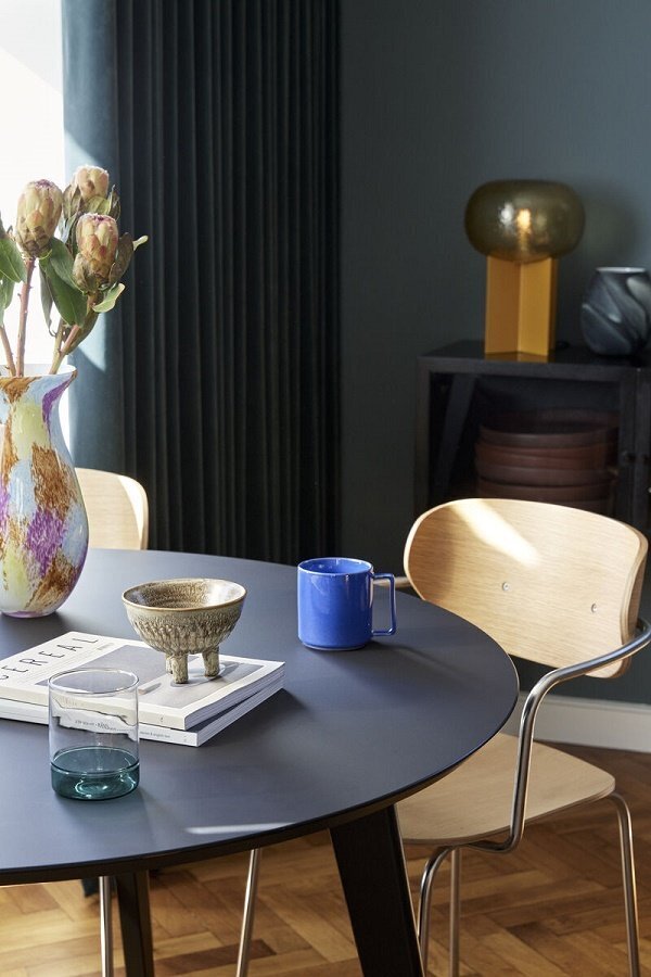 Huebsch Podium Table Lamp Amber/Orange