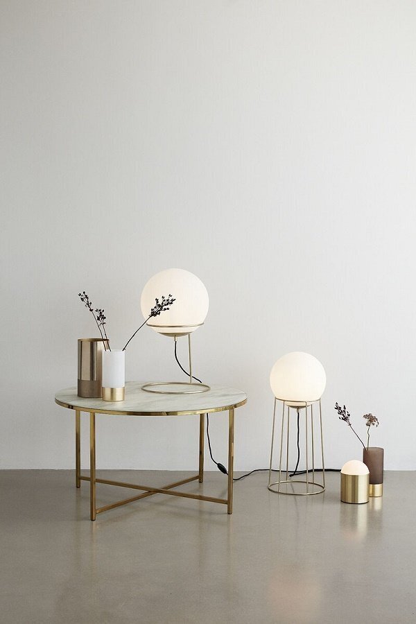 Huebsch Balance Lamp Large Brass/White 
