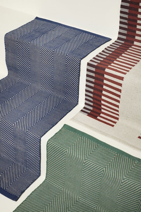 Huebsch Mellow Runner Blue