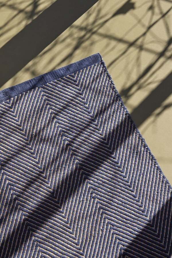 Huebsch Mellow Runner Blue