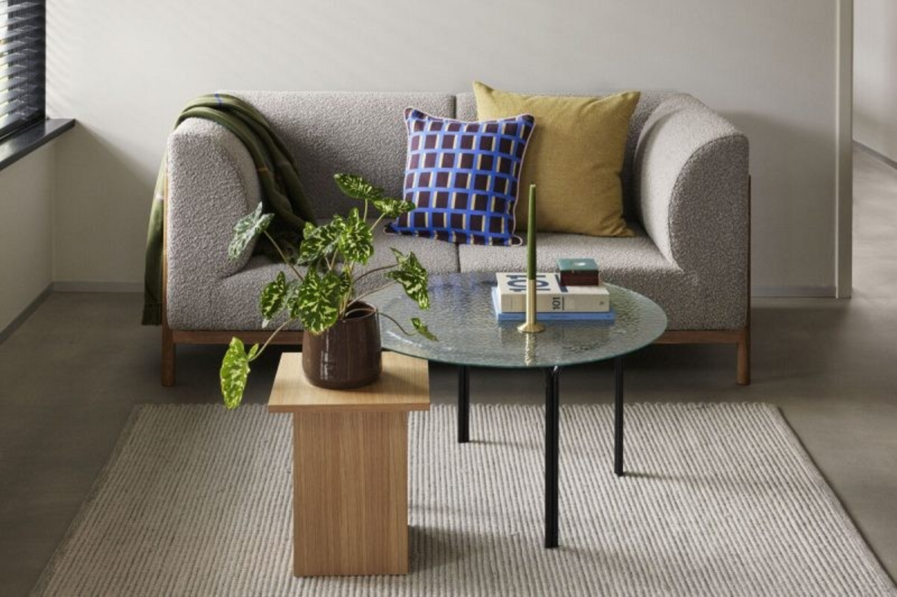 Hübsch Moment - 2-Sitzer Sofa