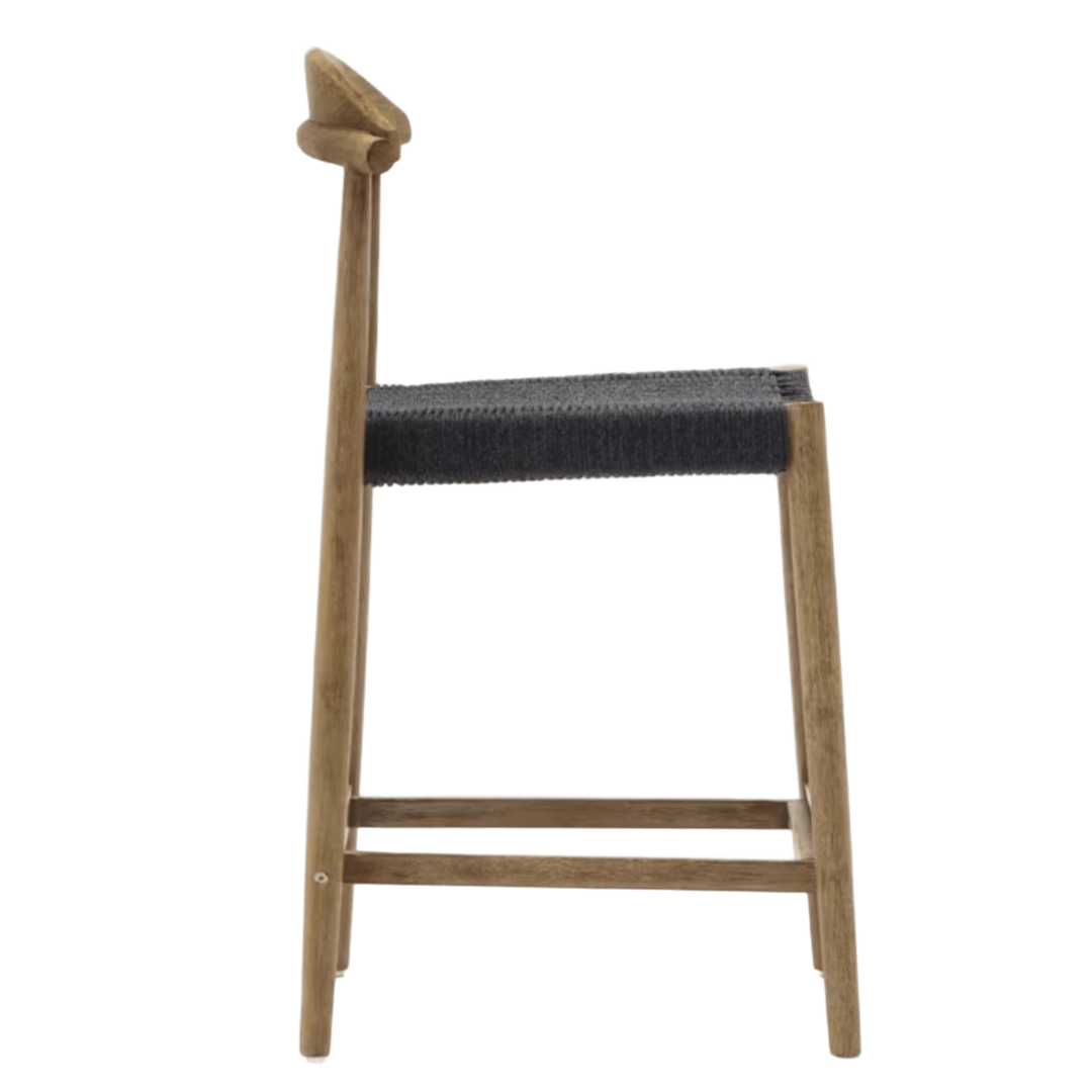 Kave_Home_NINA_Outdoor_Barhocker_Natur_farbe_schwarze_Schnur_2