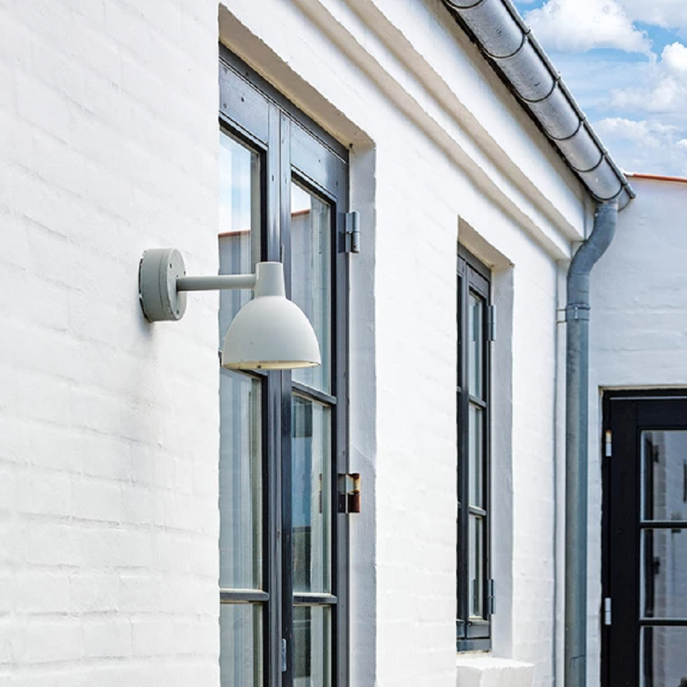 Louis Poulsen Toldbod 155 Wandleuchte