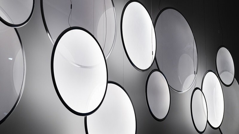 Artemide Discovery Vertical 70 -TW - App Compatible