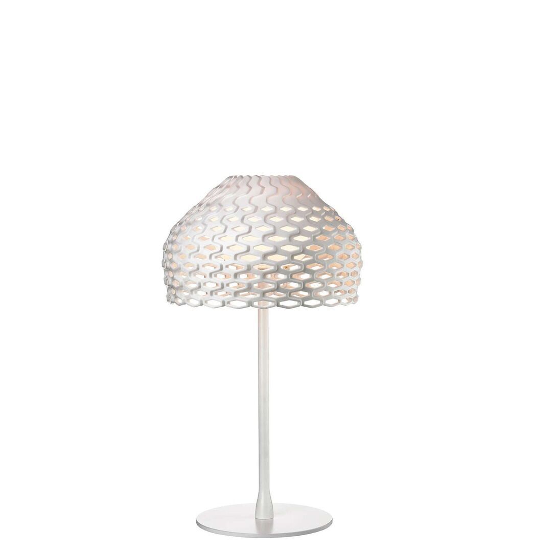Flos Tischleuchte Tatou 1 von Flos  Hellrosa RAL 3015, Ohne Leuchtmittel, weiß