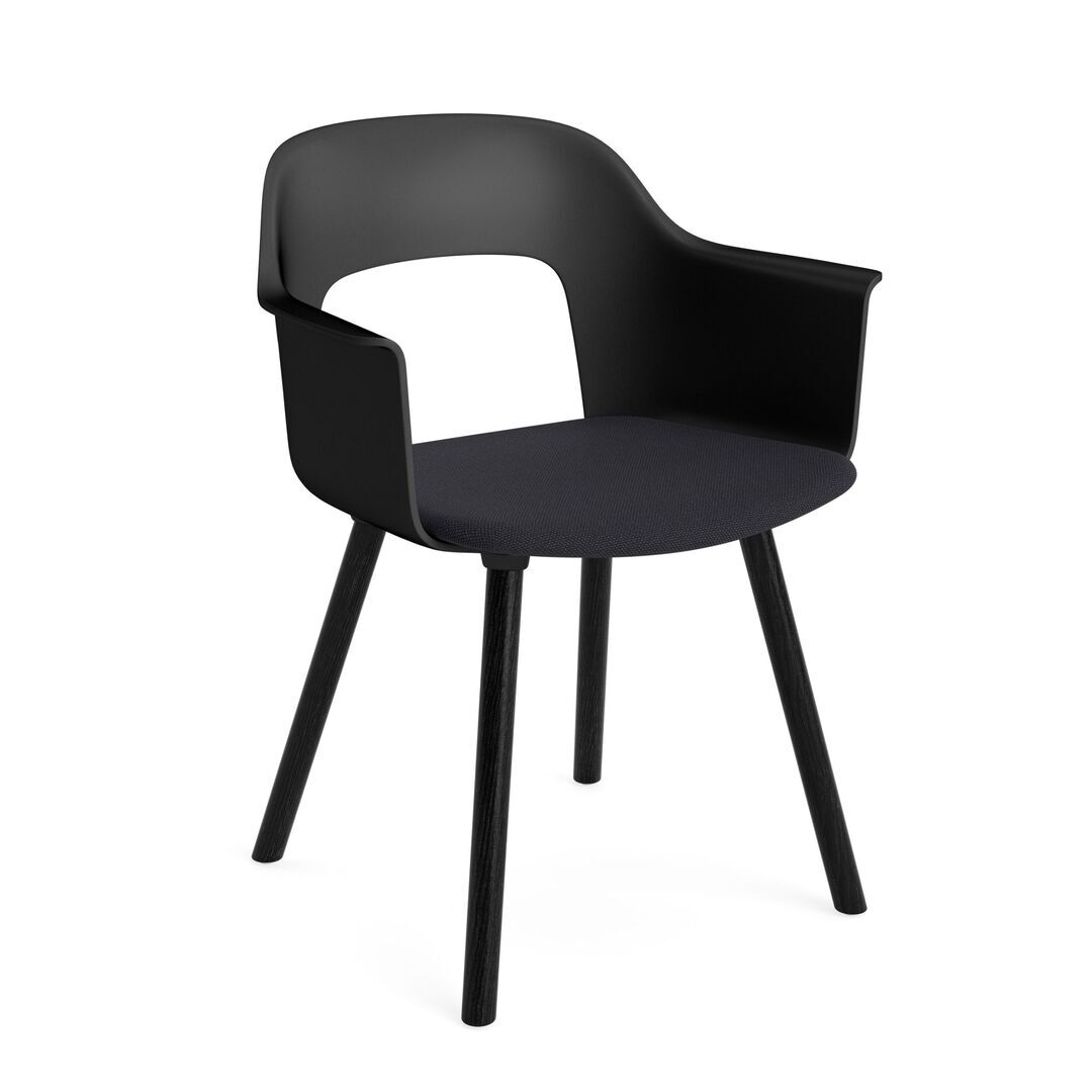 HAY Living Armlehnstuhl mit Holzbeinen und Sitzpolsterung Layout 223 von Hay Black / Steelcut Trio - 195 , Black