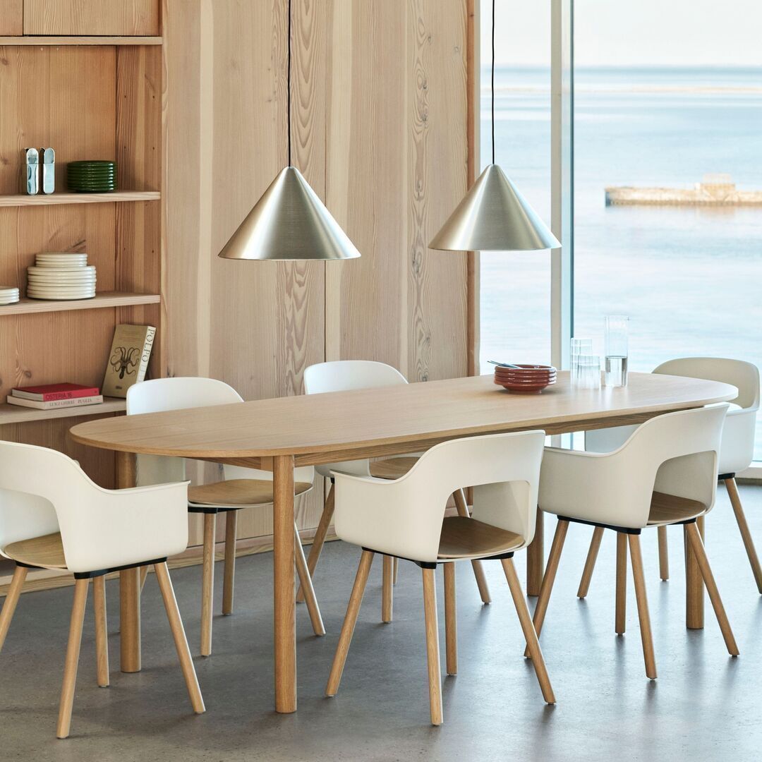 HAY Living Armlehnstuhl mit Holzbeinen Layout 221 von Hay