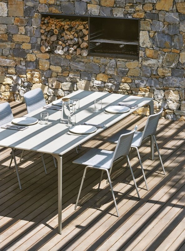 Fast AllSize Tisch mit Platte aus Feinsteinzug, Snow