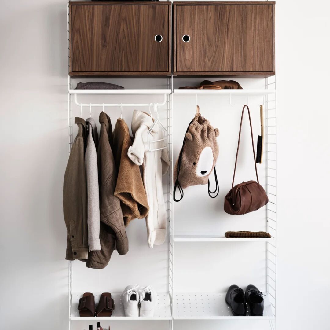 String_Furniture_Kleiderhaken_Weiss_SCH-12-4_Lifestyle