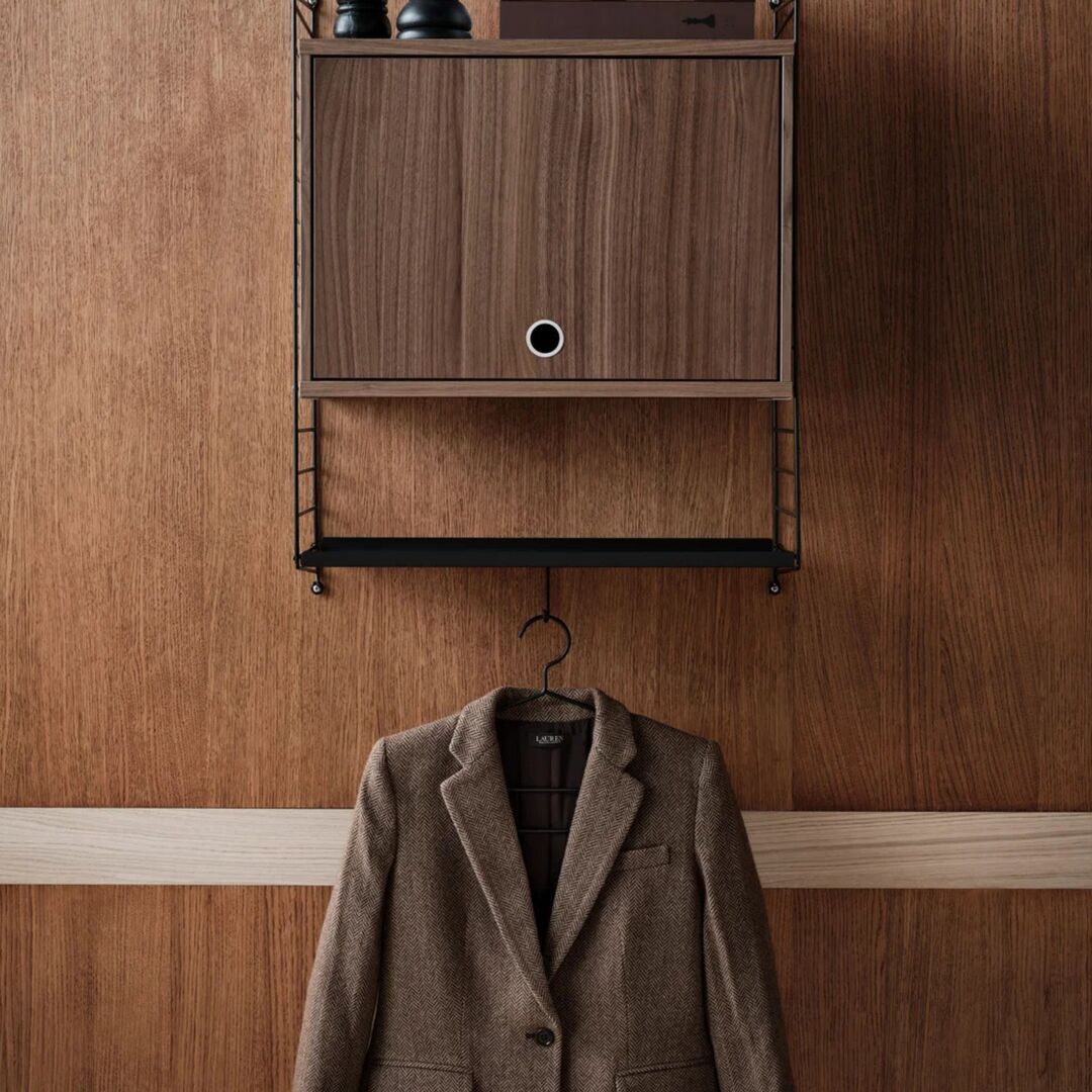 String_Furniture_Kleiderhaken_Schwarz_SCH-13-4_Lifestyle