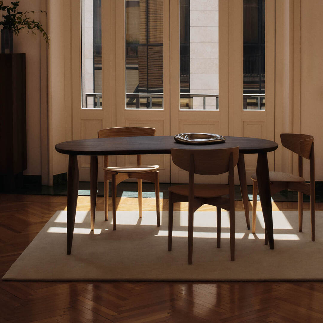 Ferm Living Kompakter Esstisch Feve von Ferm Living Walnut