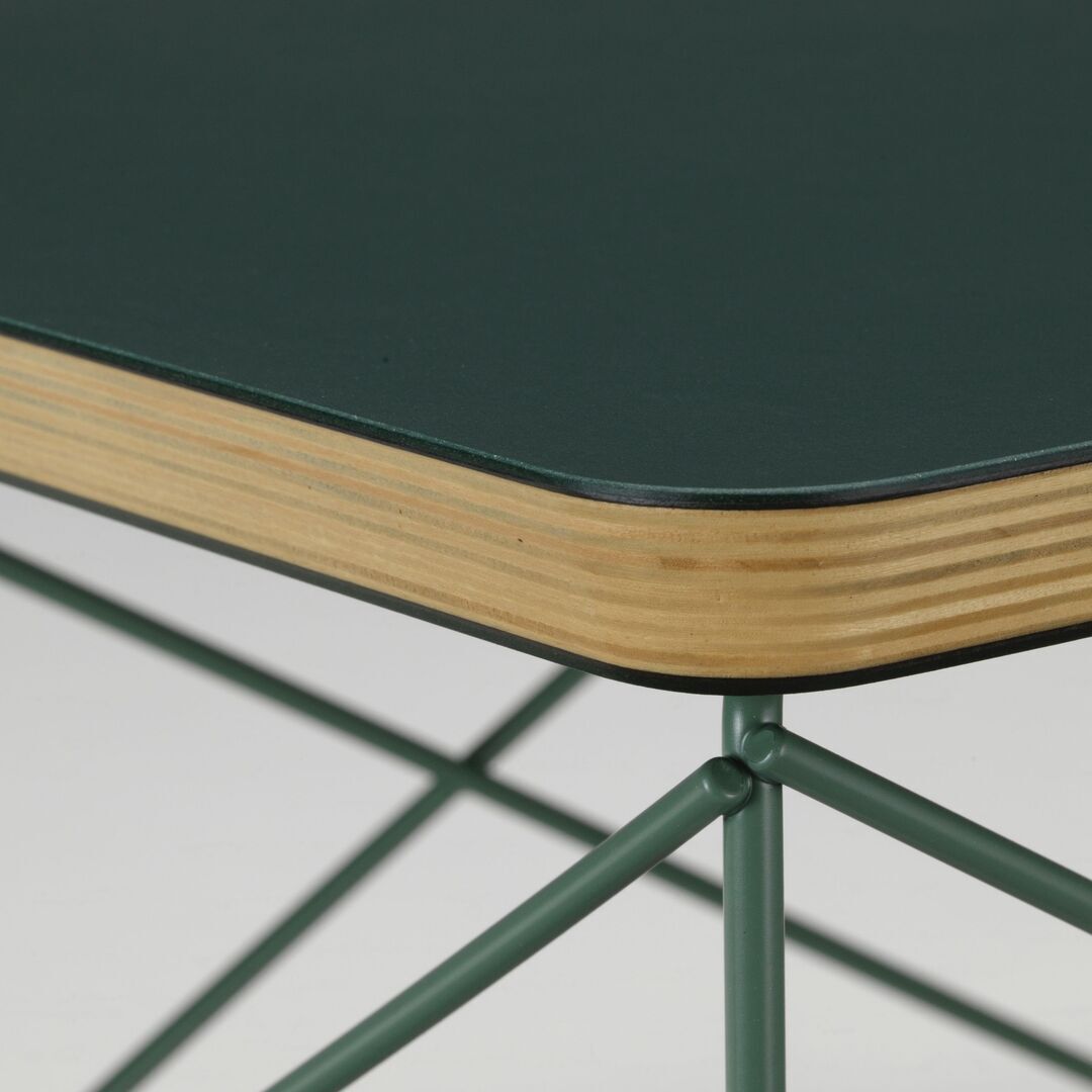 Vitra Occasional Table LTR Monochrom von Vitra Linoleum Jade / Eames Sea Foam Green