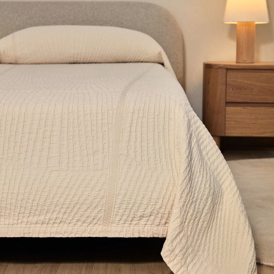 Kave_Home_Bett_Odina_Esche_Beige_160_200_With_Matress_Lifestyle_1