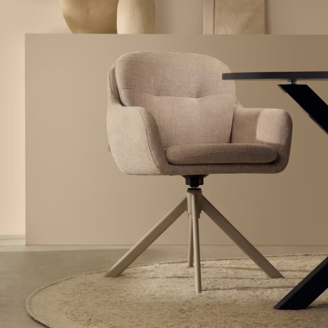 Kave_Home_Drehstuhl_Lexa_aus_Chenille_Lifestyle_2