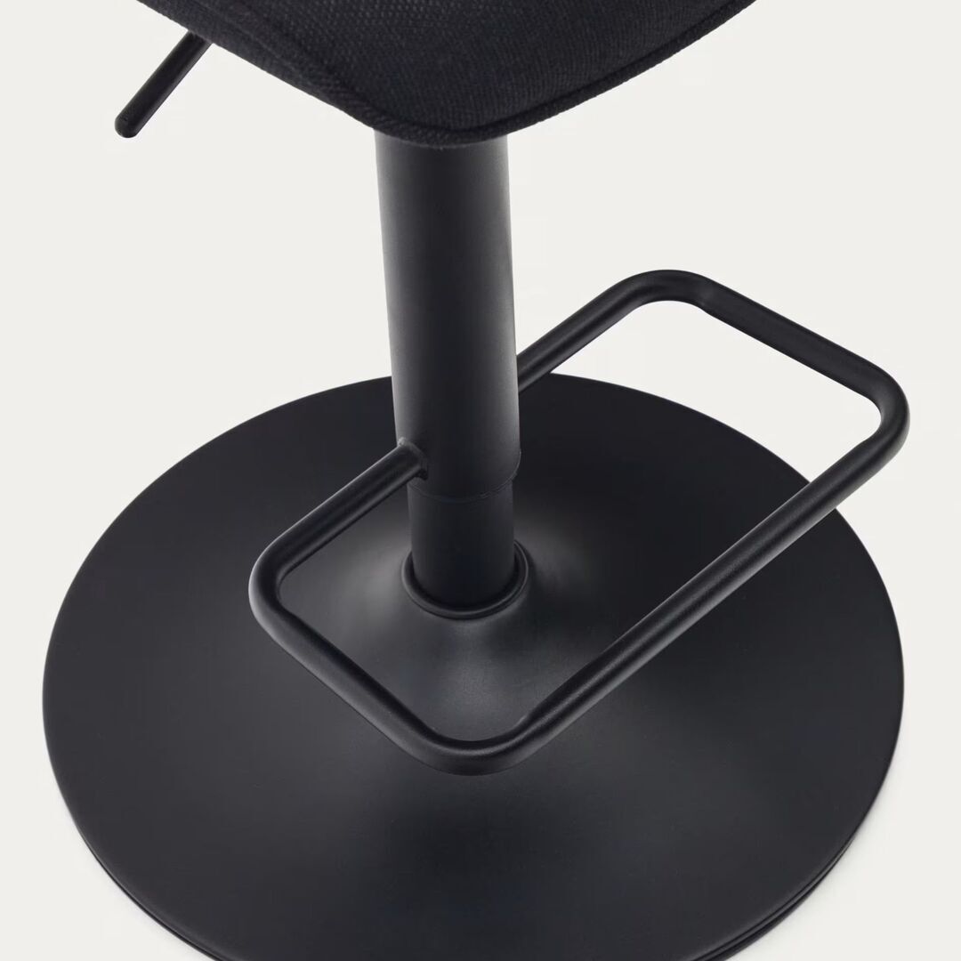 Kave_Home_Zenda_Hocker_Schwarz_MattSchwarz_Details_3